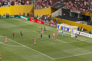 开云在线-半场就打花！阿什拉夫上半场补时破门，巴黎四球领先！